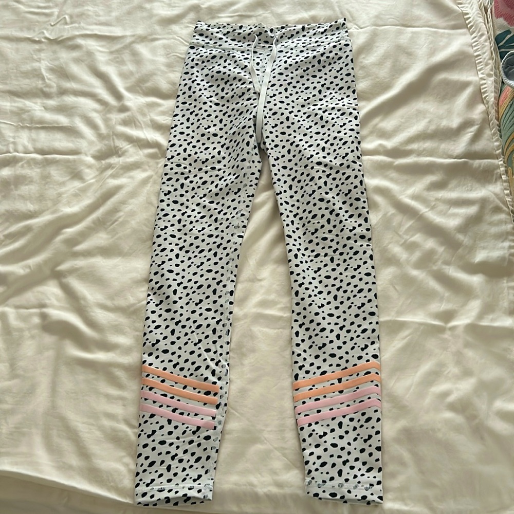 Sarah’s Day X White Fox Dalmatian print leggings M